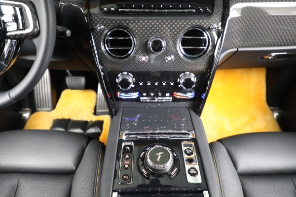 Used 2022 Rolls-Royce Black Badge Cullinan for sale Sold at Rolls-Royce Motor Cars Greenwich in Greenwich CT 06830 25