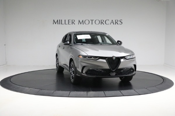 New 2024 Alfa Romeo Tonale Veloce for sale Sold at Rolls-Royce Motor Cars Greenwich in Greenwich CT 06830 23