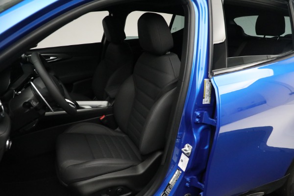 New 2024 Alfa Romeo Tonale Veloce for sale Sold at Rolls-Royce Motor Cars Greenwich in Greenwich CT 06830 26