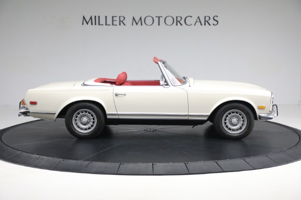Used 1970 Mercedes-Benz 280 SL for sale Sold at Rolls-Royce Motor Cars Greenwich in Greenwich CT 06830 10