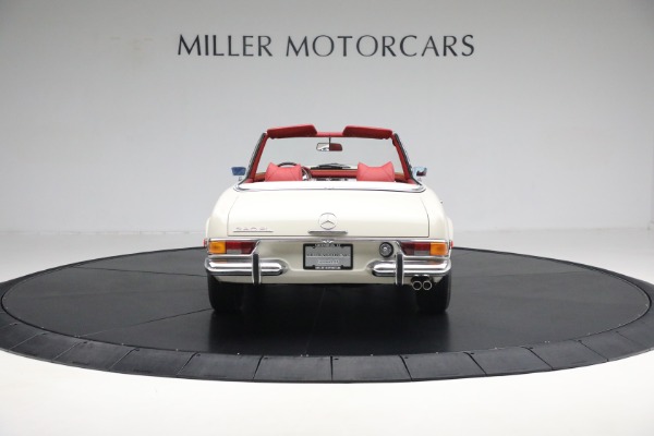Used 1970 Mercedes-Benz 280 SL for sale Sold at Rolls-Royce Motor Cars Greenwich in Greenwich CT 06830 13