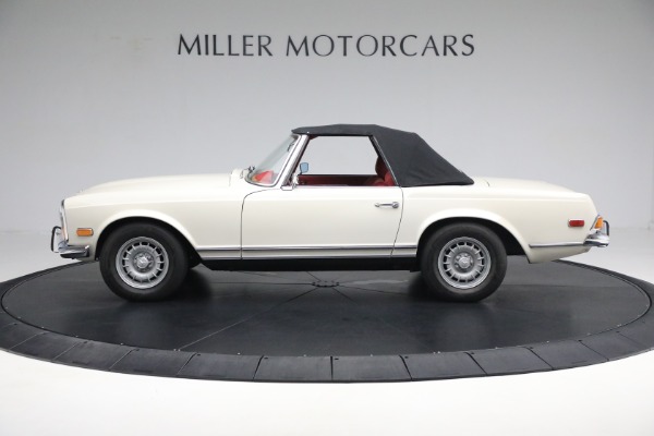 Used 1970 Mercedes-Benz 280 SL for sale Sold at Rolls-Royce Motor Cars Greenwich in Greenwich CT 06830 15