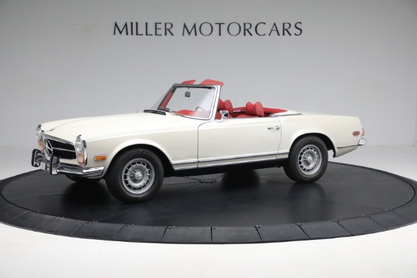 Used 1970 Mercedes-Benz 280 SL for sale Sold at Rolls-Royce Motor Cars Greenwich in Greenwich CT 06830 2