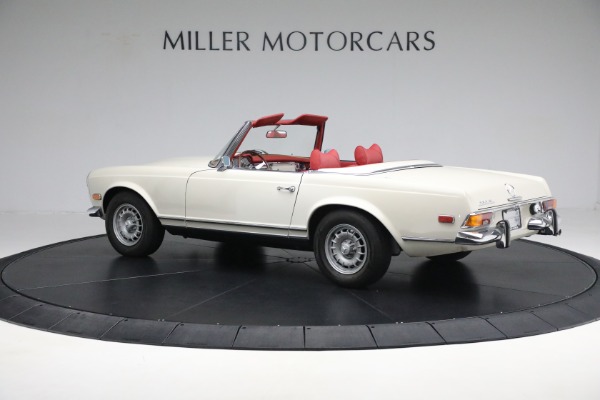 Used 1970 Mercedes-Benz 280 SL for sale Sold at Rolls-Royce Motor Cars Greenwich in Greenwich CT 06830 6