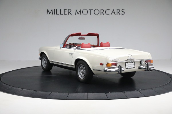 Used 1970 Mercedes-Benz 280 SL for sale Sold at Rolls-Royce Motor Cars Greenwich in Greenwich CT 06830 7