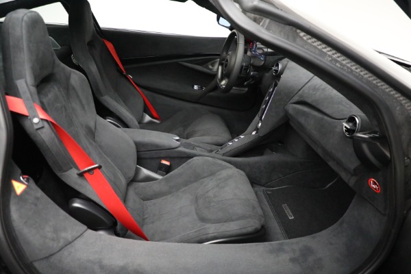 New 2024 McLaren 750S for sale Sold at Rolls-Royce Motor Cars Greenwich in Greenwich CT 06830 25