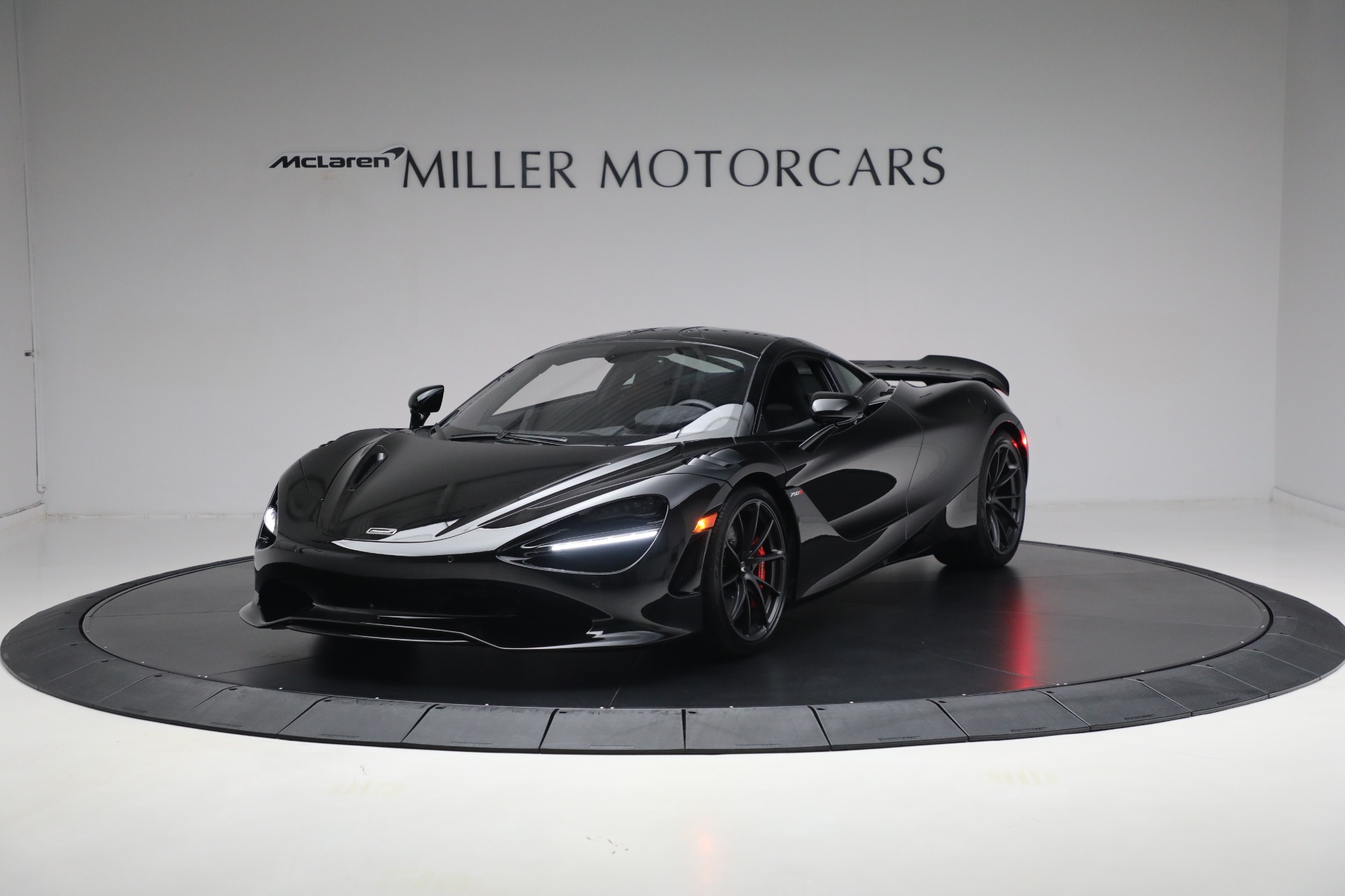 New 2024 McLaren 750S for sale Sold at Rolls-Royce Motor Cars Greenwich in Greenwich CT 06830 1