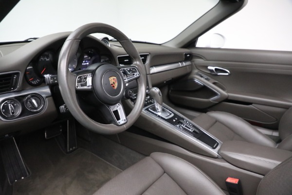 Used 2019 Porsche 911 Targa 4S for sale Sold at Rolls-Royce Motor Cars Greenwich in Greenwich CT 06830 25