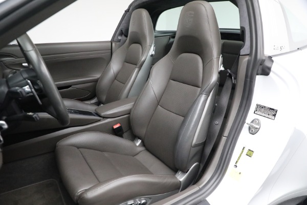 Used 2019 Porsche 911 Targa 4S for sale Sold at Rolls-Royce Motor Cars Greenwich in Greenwich CT 06830 26