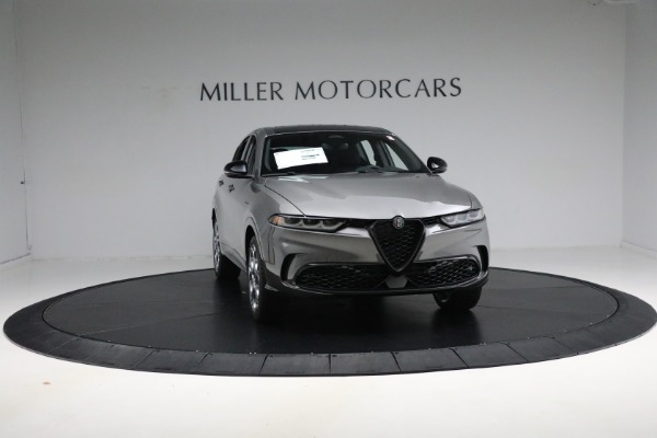 New 2024 Alfa Romeo Tonale Veloce for sale Sold at Rolls-Royce Motor Cars Greenwich in Greenwich CT 06830 25