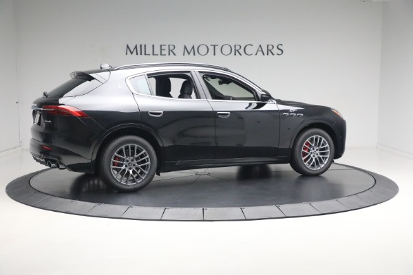 New 2024 Maserati Grecale GT for sale Sold at Rolls-Royce Motor Cars Greenwich in Greenwich CT 06830 18