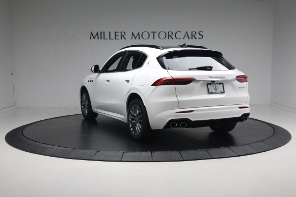 New 2024 Maserati Grecale GT for sale Sold at Rolls-Royce Motor Cars Greenwich in Greenwich CT 06830 10