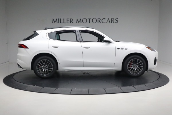 New 2024 Maserati Grecale GT for sale Sold at Rolls-Royce Motor Cars Greenwich in Greenwich CT 06830 18