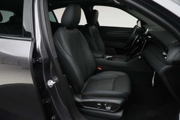 New 2024 Maserati Grecale GT for sale Sold at Rolls-Royce Motor Cars Greenwich in Greenwich CT 06830 13