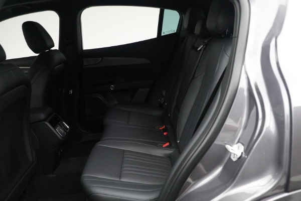 New 2024 Maserati Grecale GT for sale Sold at Rolls-Royce Motor Cars Greenwich in Greenwich CT 06830 14