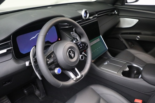 New 2024 Maserati Grecale GT for sale Sold at Rolls-Royce Motor Cars Greenwich in Greenwich CT 06830 9