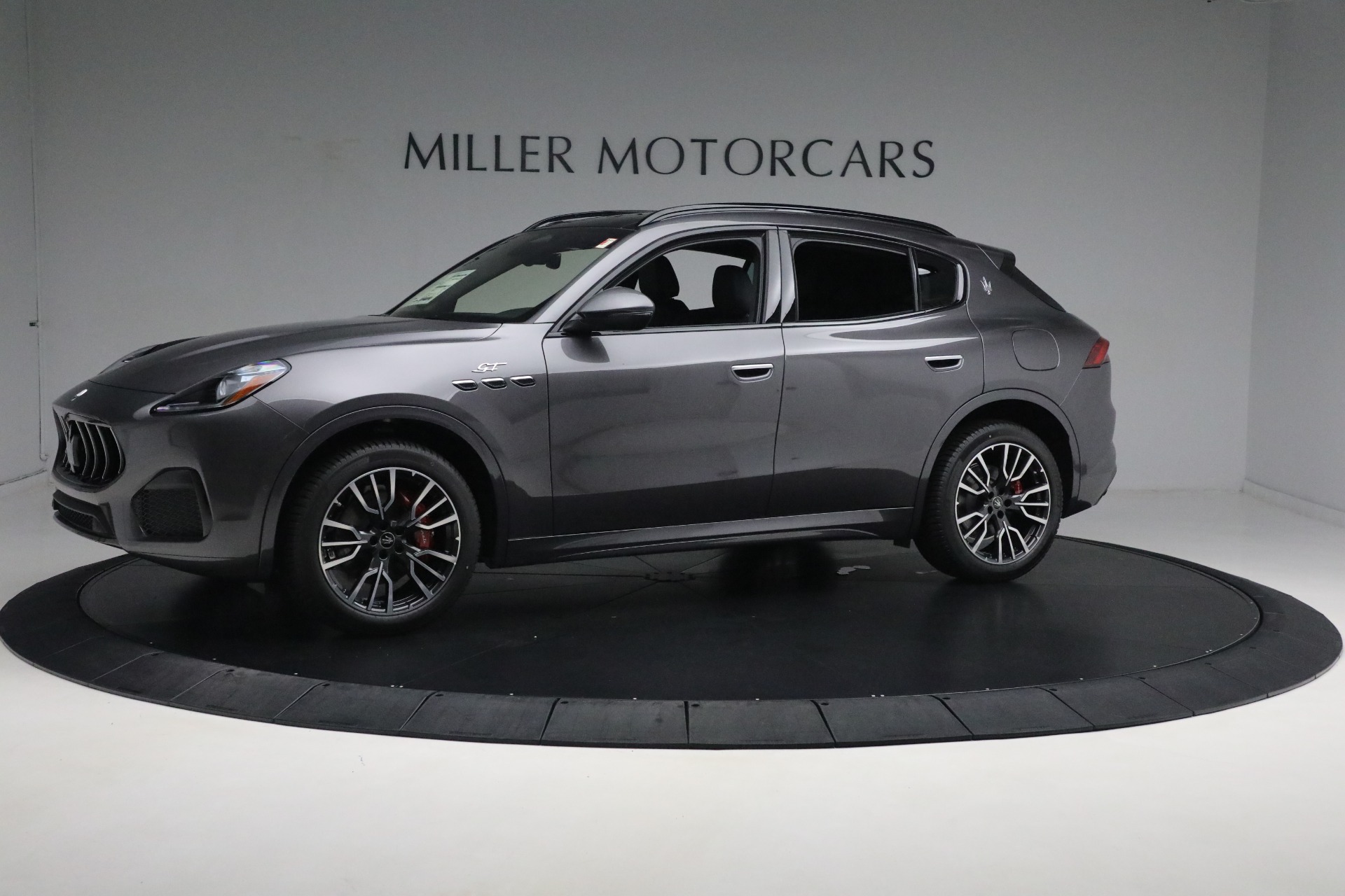 New 2024 Maserati Grecale GT for sale Sold at Rolls-Royce Motor Cars Greenwich in Greenwich CT 06830 1