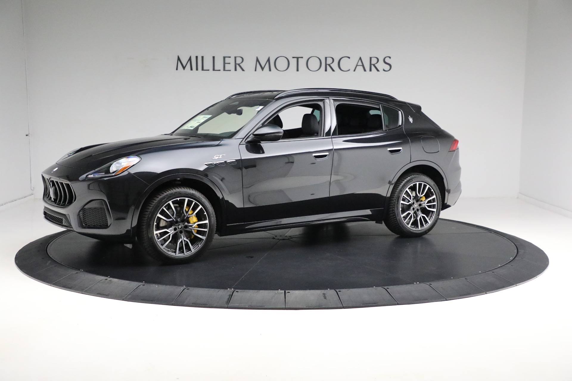 New 2024 Maserati Grecale GT for sale Sold at Rolls-Royce Motor Cars Greenwich in Greenwich CT 06830 1