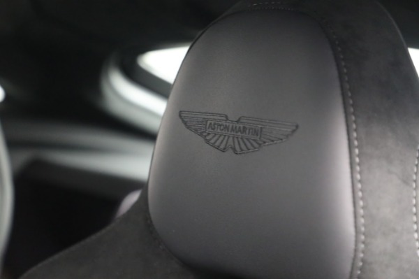 New 2025 Aston Martin Vantage for sale $242,100 at Rolls-Royce Motor Cars Greenwich in Greenwich CT 06830 16