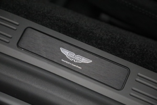New 2025 Aston Martin Vantage for sale $242,100 at Rolls-Royce Motor Cars Greenwich in Greenwich CT 06830 17