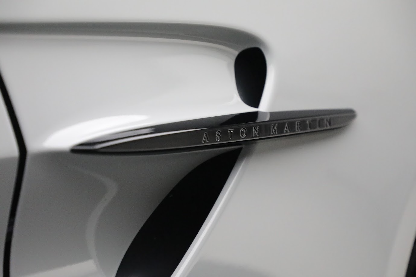 New 2025 Aston Martin Vantage for sale Sold at Rolls-Royce Motor Cars Greenwich in Greenwich CT 06830 26