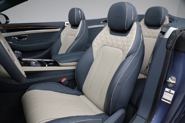 Used 2023 Bentley Continental GTC Azure V8 for sale Sold at Rolls-Royce Motor Cars Greenwich in Greenwich CT 06830 22