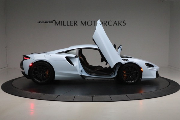 Used 2023 McLaren Artura Vision for sale Sold at Rolls-Royce Motor Cars Greenwich in Greenwich CT 06830 19