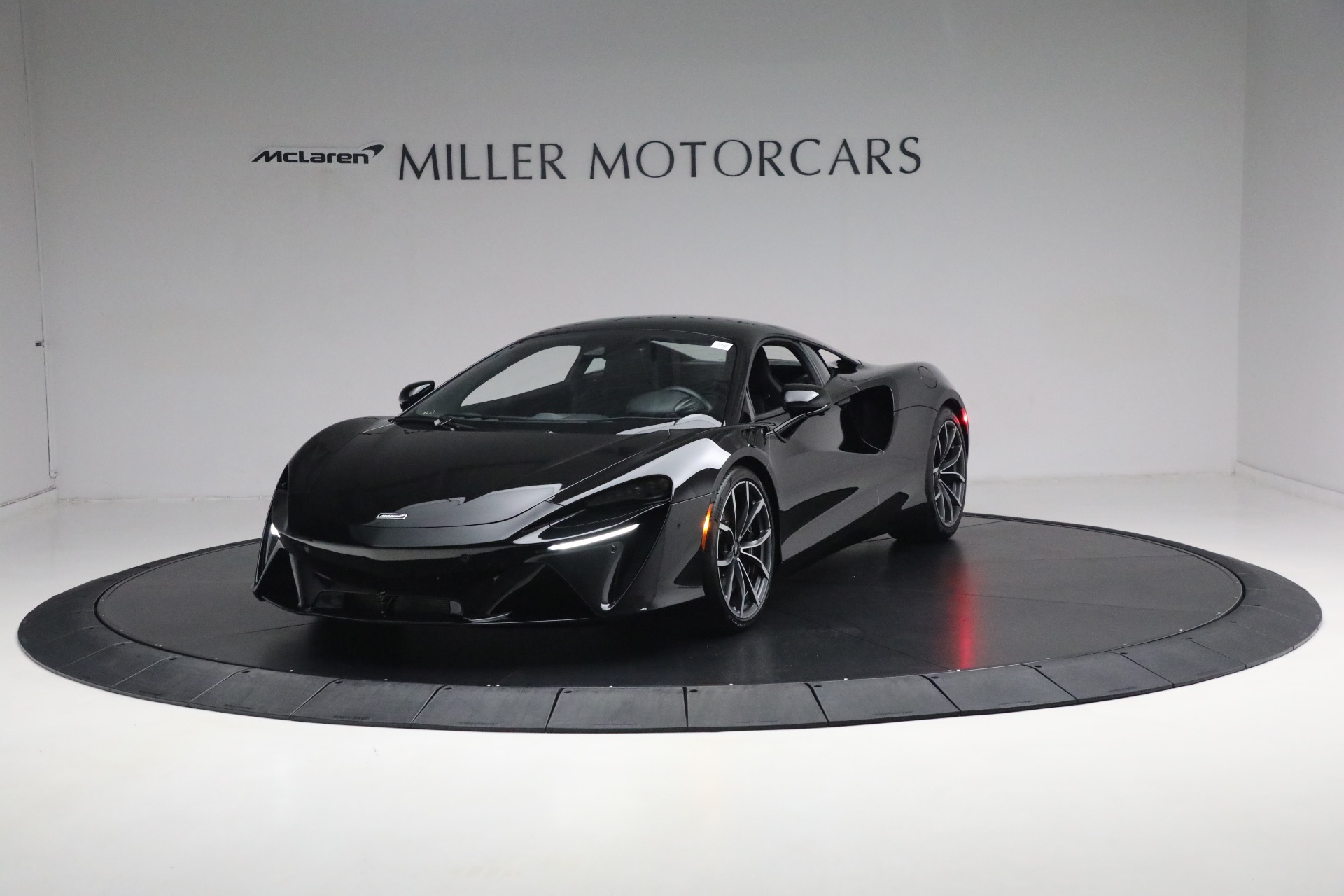 Used 2023 McLaren Artura TechLux for sale Sold at Rolls-Royce Motor Cars Greenwich in Greenwich CT 06830 1