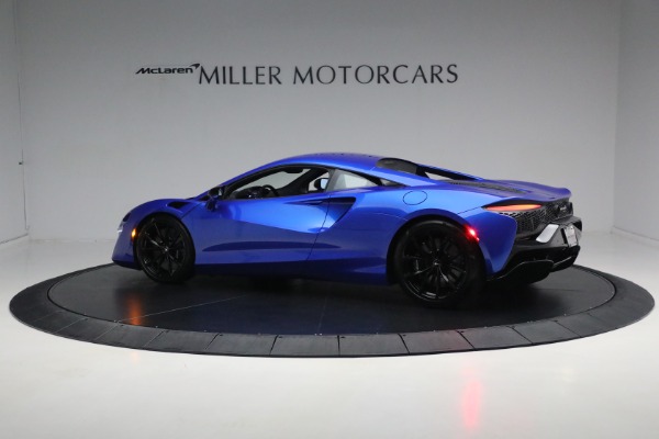 Used 2023 McLaren Artura for sale Sold at Rolls-Royce Motor Cars Greenwich in Greenwich CT 06830 4