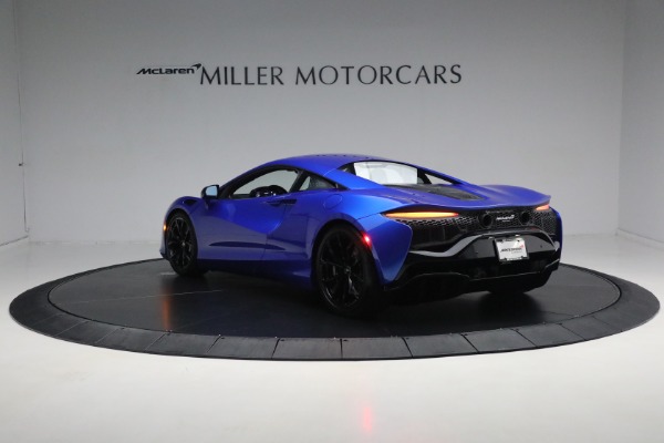 Used 2023 McLaren Artura for sale Sold at Rolls-Royce Motor Cars Greenwich in Greenwich CT 06830 5