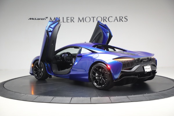 New 2025 McLaren Artura for sale Sold at Rolls-Royce Motor Cars Greenwich in Greenwich CT 06830 14