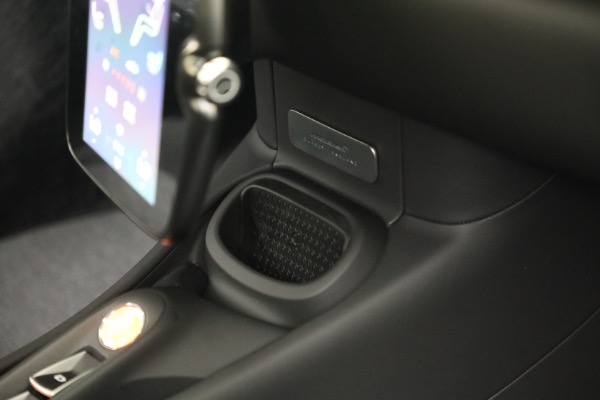 New 2025 McLaren Artura for sale Sold at Rolls-Royce Motor Cars Greenwich in Greenwich CT 06830 27