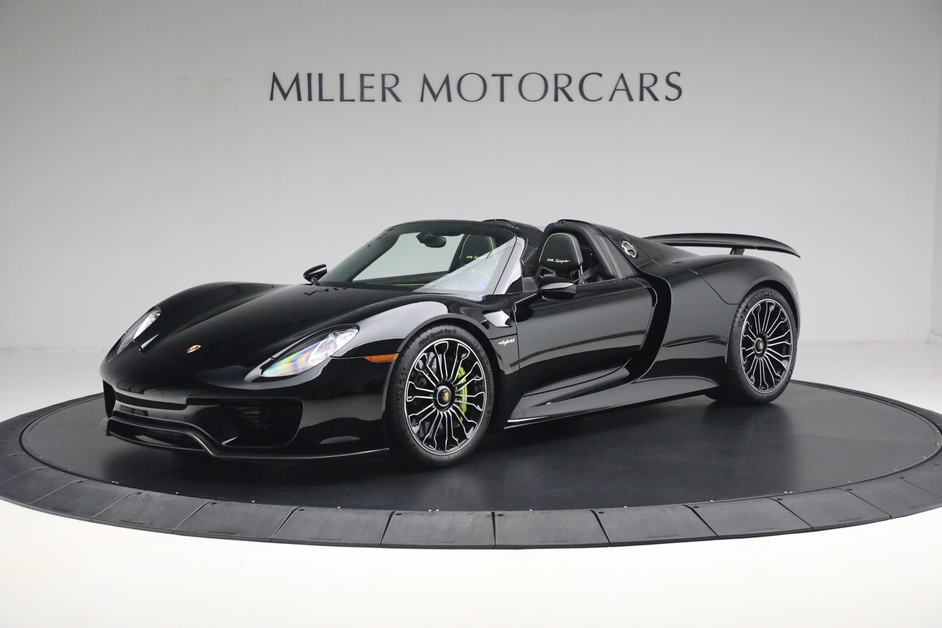 Used 2015 Porsche 918 Spyder for sale Sold at Rolls-Royce Motor Cars Greenwich in Greenwich CT 06830 1