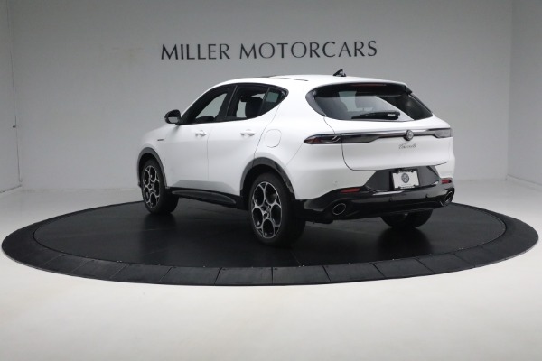 New 2024 Alfa Romeo Tonale Veloce for sale Sold at Rolls-Royce Motor Cars Greenwich in Greenwich CT 06830 14