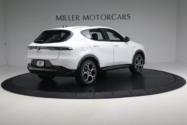 New 2024 Alfa Romeo Tonale Veloce for sale Sold at Rolls-Royce Motor Cars Greenwich in Greenwich CT 06830 20