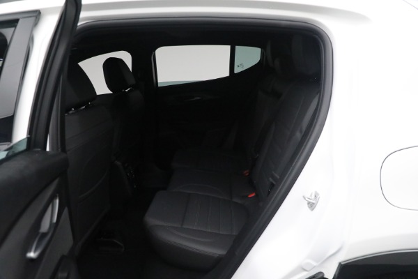 Used 2024 Alfa Romeo Tonale Veloce for sale $29,900 at Rolls-Royce Motor Cars Greenwich in Greenwich CT 06830 22