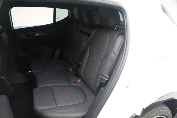 Used 2024 Alfa Romeo Tonale Veloce for sale $29,900 at Rolls-Royce Motor Cars Greenwich in Greenwich CT 06830 23