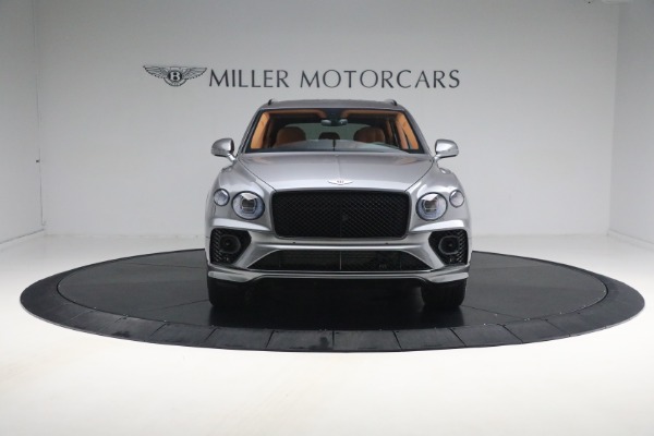 Used 2023 Bentley Bentayga Azure Hybrid for sale Sold at Rolls-Royce Motor Cars Greenwich in Greenwich CT 06830 15
