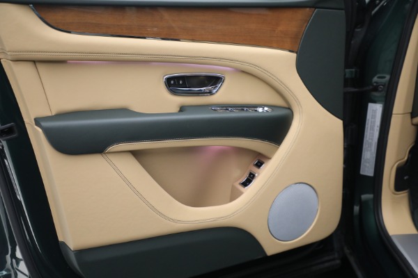 New 2024 Bentley Bentayga V8 for sale Sold at Rolls-Royce Motor Cars Greenwich in Greenwich CT 06830 26