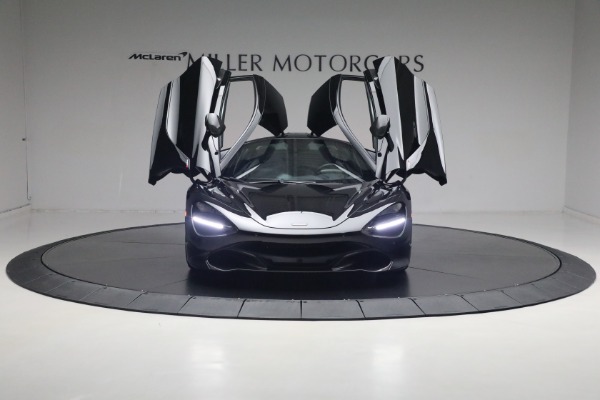 Used 2018 McLaren 720S Luxury for sale Sold at Rolls-Royce Motor Cars Greenwich in Greenwich CT 06830 20