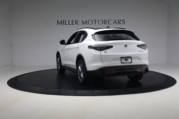 New 2024 Alfa Romeo Stelvio Sprint for sale Sold at Rolls-Royce Motor Cars Greenwich in Greenwich CT 06830 13