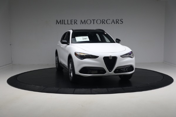 New 2024 Alfa Romeo Stelvio Sprint for sale Sold at Rolls-Royce Motor Cars Greenwich in Greenwich CT 06830 28