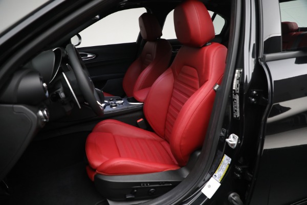 New 2024 Alfa Romeo Giulia Sprint for sale Sold at Rolls-Royce Motor Cars Greenwich in Greenwich CT 06830 26