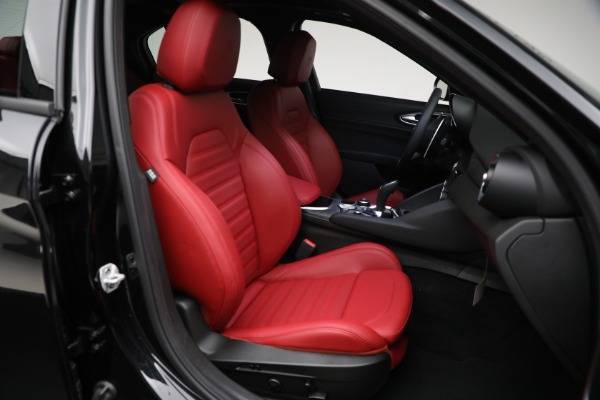 New 2024 Alfa Romeo Giulia Sprint for sale Sold at Rolls-Royce Motor Cars Greenwich in Greenwich CT 06830 27