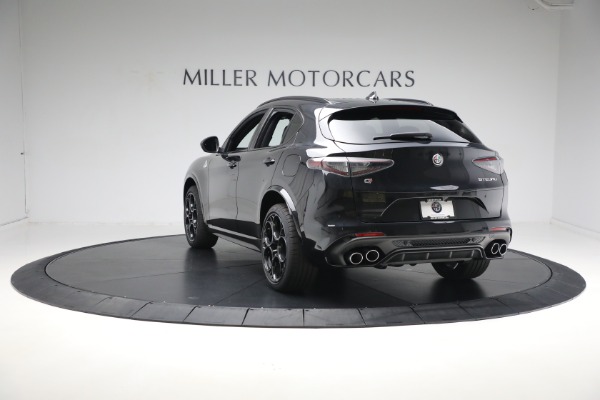 New 2024 Alfa Romeo Stelvio Quadrifoglio for sale $84,313 at Rolls-Royce Motor Cars Greenwich in Greenwich CT 06830 14