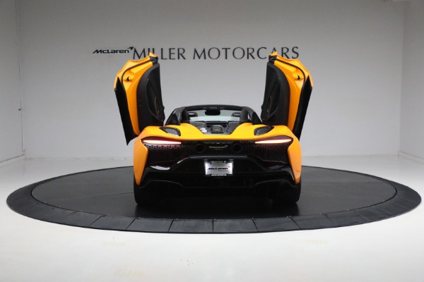 New 2025 McLaren Artura Spider Performance for sale Sold at Rolls-Royce Motor Cars Greenwich in Greenwich CT 06830 17