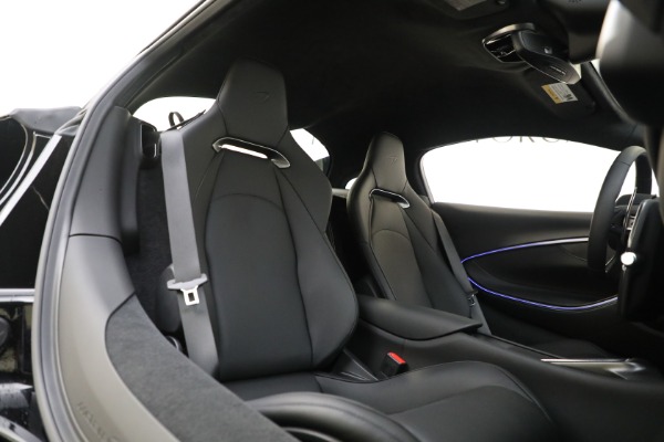 New 2025 McLaren Artura TechLux for sale Sold at Rolls-Royce Motor Cars Greenwich in Greenwich CT 06830 21