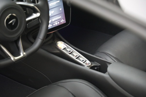 New 2025 McLaren Artura TechLux for sale Sold at Rolls-Royce Motor Cars Greenwich in Greenwich CT 06830 27