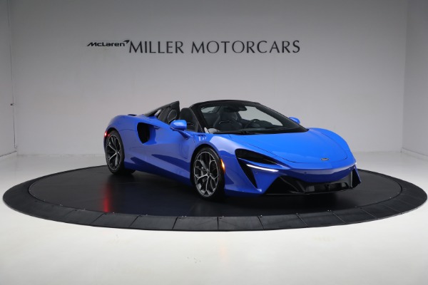 New 2025 McLaren Artura Spider Performance for sale $329,718 at Rolls-Royce Motor Cars Greenwich in Greenwich CT 06830 11