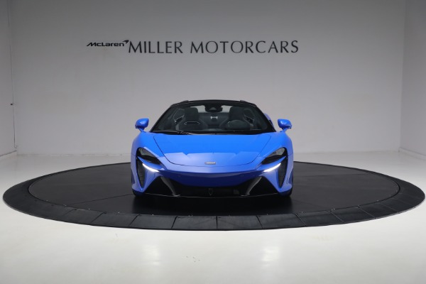 New 2025 McLaren Artura Spider Performance for sale $329,718 at Rolls-Royce Motor Cars Greenwich in Greenwich CT 06830 12